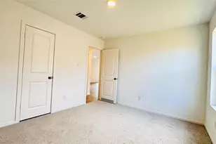 113 Lisa Marie Dr, Angleton, TX 77515 - Photo 23