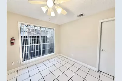 65 Hickory Oak Drive, The Woodlands, TX 77381 - Photo 9