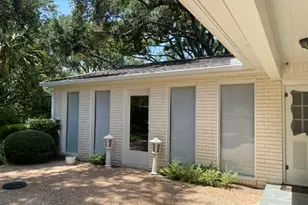 2503 Meadow Ln, El Campo, TX 77437 - Photo 7