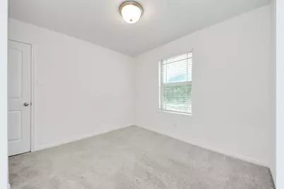 606 Travis Street, Baytown, TX 77520 - Photo 13