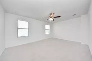 606 Travis St, Baytown, TX 77520 - Photo 15