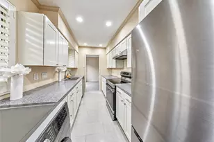 4040 San Felipe St, Houston, TX 77027 - Photo 9