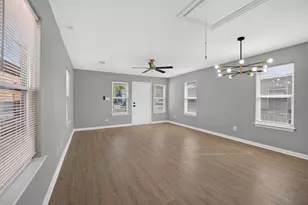 2917 Avenue M, Galveston, TX 77550 - Photo 5