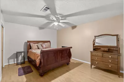 12615 Old River Drive, Mont Belvieu, TX 77523 - Photo 17