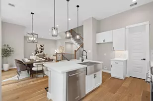 1175 W 19th St, Houston, TX 77008 - Photo 5