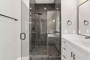 1175 W 19th St, Houston, TX 77008 - Photo 29