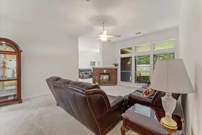 9539 Barretts Glen Court, Houston, TX 77065 - Photo 17