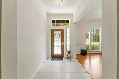 9539 Barretts Glen Court, Houston, TX 77065 - Photo 5