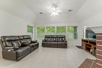 9539 Barretts Glen Court, Houston, TX 77065 - Photo 19