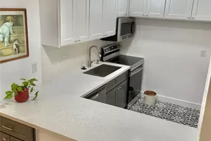 3400 Timmons Ln, Houston, TX 77027 - Photo 9