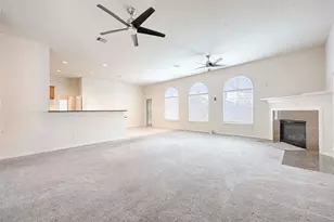 3218 Longhorn Cir, Manvel, TX 77578 - Photo 9