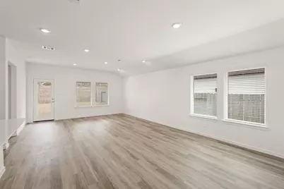 23195 Teakwood Hills Drive, Splendora, TX 77372 - Photo 9