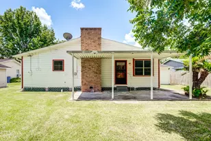 305 Yaupon St, Sweeny, TX 77480 - Photo 49