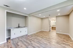 305 Yaupon St, Sweeny, TX 77480 - Photo 25