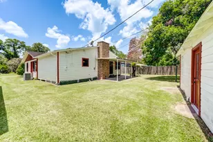 305 Yaupon St, Sweeny, TX 77480 - Photo 47