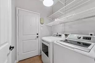 146 Black Swan Pl, The Woodlands, TX 77354 - Photo 11