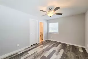 7202 Sandle St, Houston, TX 77088 - Photo 17
