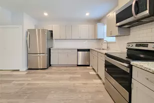 7202 Sandle St, Houston, TX 77088 - Photo 9