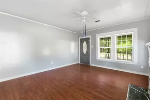 800 E Lobit St, Baytown, TX 77520 - Photo 5