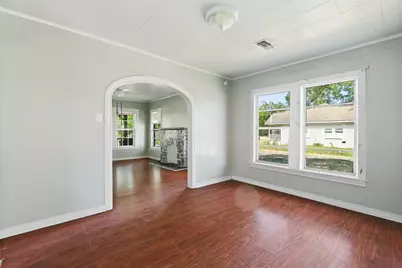 800 E Lobit Street, Baytown, TX 77520 - Photo 7
