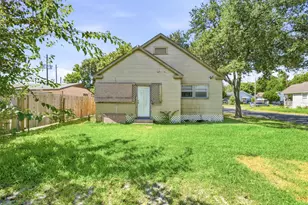800 E Lobit St, Baytown, TX 77520 - Photo 21