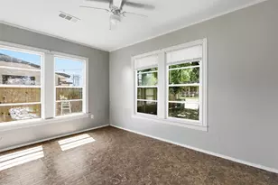 800 E Lobit St, Baytown, TX 77520 - Photo 17