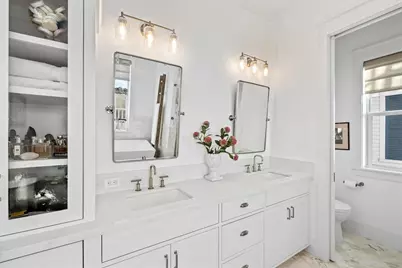 2646 E Seaside Drive, Galveston, TX 77550 - Photo 31