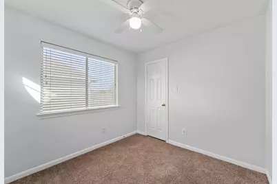 4606 Daisy Meadow Drive, Katy, TX 77449 - Photo 11