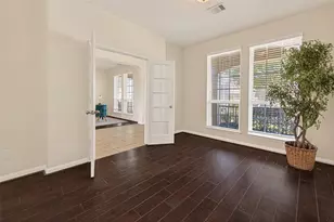 2208 Hannah Crk Ct, Pearland, TX 77089 - Photo 11