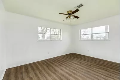 212 Avenue B, Brazoria, TX 77422 - Photo 15