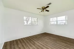 212 Avenue B, Brazoria, TX 77422 - Photo 15