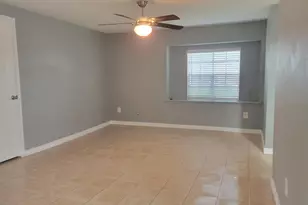 12714 Corning Dr, Houston, TX 77089 - Photo 9