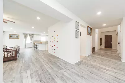 15406 Easton Gate Lane, Houston, TX 77044 - Photo 9