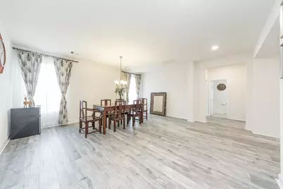 15406 Easton Gate Lane, Houston, TX 77044 - Photo 11