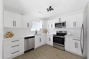 6211 Dumfries Dr, Houston, TX 77096 - Photo 17