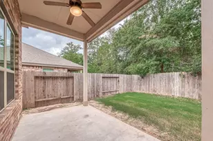 2261 Oak Cir Dr N, Conroe, TX 77301 - Photo 45