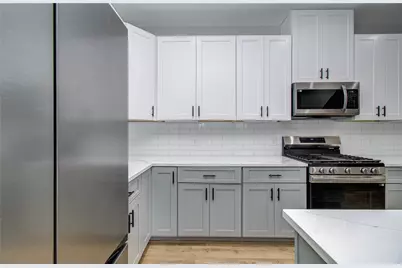 835 S Victory Drive, Houston, TX 77088 - Photo 17