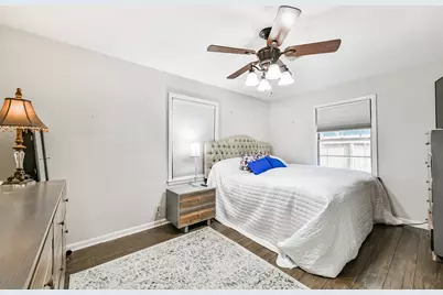 311 25th Avenue N, Texas City, TX 77590 - Photo 13