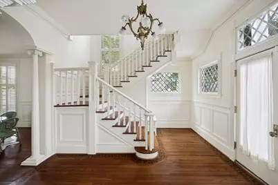 200 Westmoreland Street, Houston, TX 77006 - Photo 3