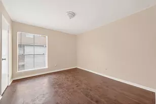 9350 Country Creek Dr, Houston, TX 77036 - Photo 23