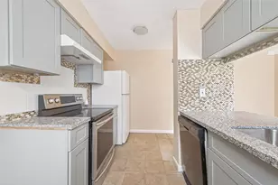 9350 Country Creek Dr, Houston, TX 77036 - Photo 15