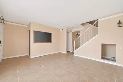 9350 Country Creek Dr #1, Houston, TX 77036 - Photo 17