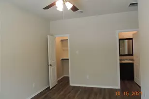 615 Hayman St, Huntsville, TX 77340 - Photo 25