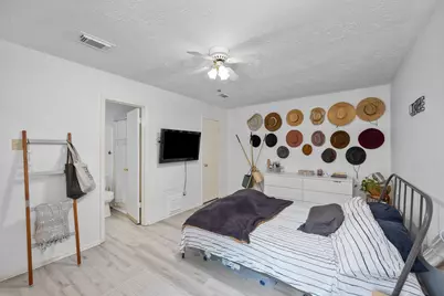 9306 Crescent Moon Drive, Houston, TX 77064 - Photo 15
