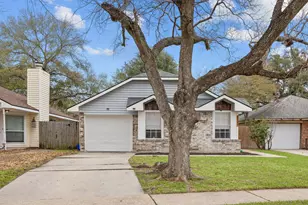9306 Crescent Moon Dr, Houston, TX 77064 - Photo 5