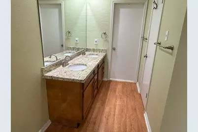 9260 Meadowbend Drive, Beaumont, TX 77706 - Photo 13