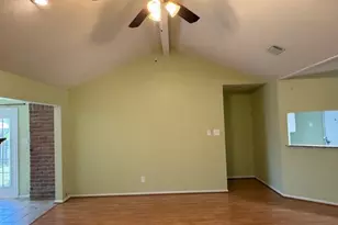 9260 Meadowbend Dr, Beaumont, TX 77706 - Photo 17