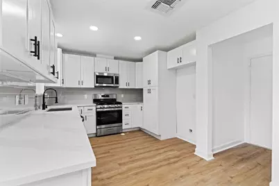 5823 Ettrick Drive, Houston, TX 77035 - Photo 15