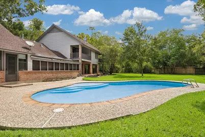 906 Quaker Bend Drive, Friendswood, TX 77546 - Photo 35