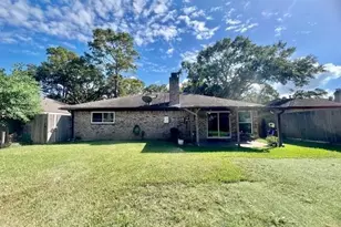 819 Redway Ln, Houston, TX 77062 - Photo 25